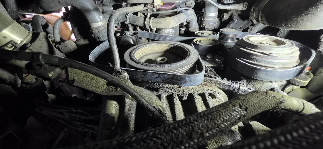 Serpentine belt routed over the crank, alternator and idler pulleys on a V6 engine - Menifee, CA